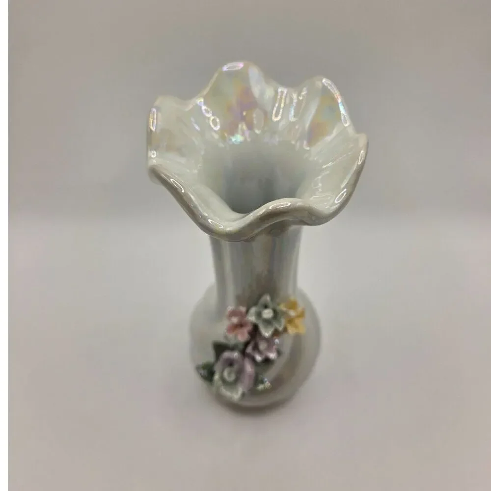 Vintage Iridescent Flower Vase 7